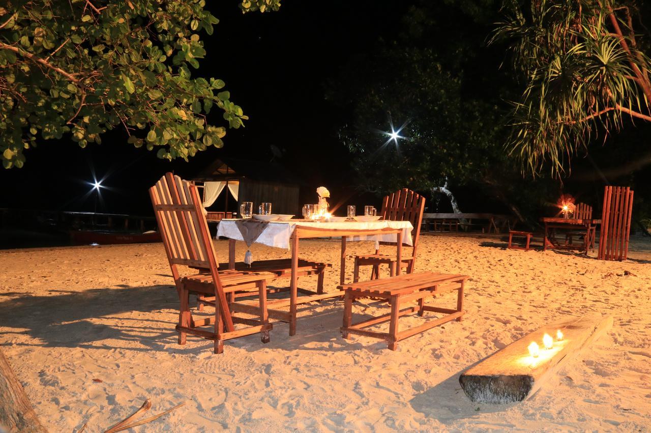 Kamar Raja Guest House Selpele Ngoại thất bức ảnh